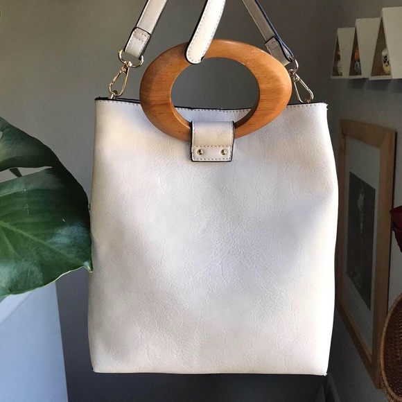 Francesca's Collections Handbags - Francesca’s Wood Ring Handle Purse